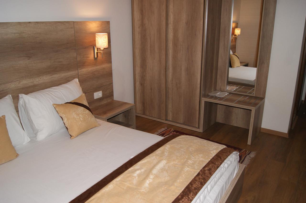 Hotel Prizreni מראה חיצוני תמונה